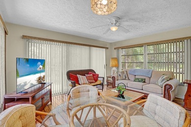 This charming 2 bedroom/2 bath end unit villa is a unique find - photo 21