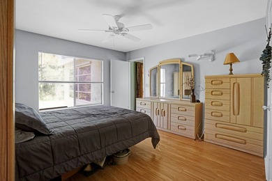 This charming 2 bedroom/2 bath end unit villa is a unique find - photo 24