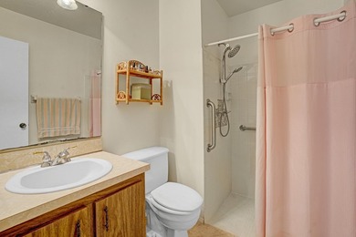 This charming 2 bedroom/2 bath end unit villa is a unique find - photo 25