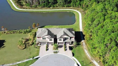 Lake Townhome/Townhouse For Sale in Wesley Chapel, Florida