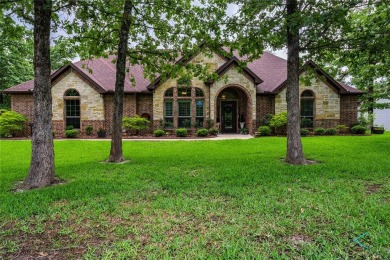 Cedar Creek Lake Home For Sale in Malakoff Texas