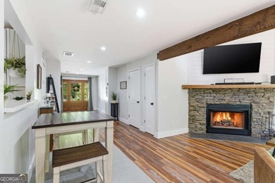Lakefront living with water views in a protected south Lake - photo 11