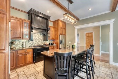 Fabulous Mountain Country Estate | 5 BR | 4.5 BA | Nearly 10 - photo 12