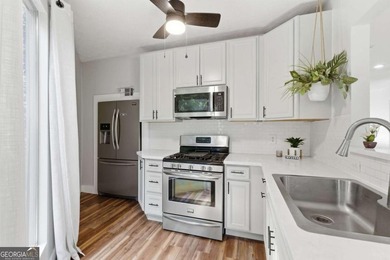 Lakefront living with water views in a protected south Lake - photo 18