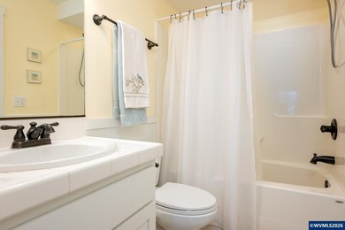 Experience the ultimate coastal lifestyle in the Roads End - photo 18