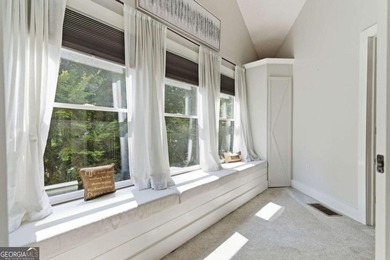 Lakefront living with water views in a protected south Lake - photo 20
