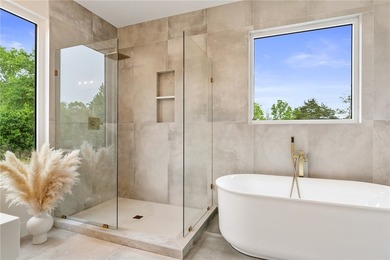 Beautifully crafted new construction home offering elegant - photo 22