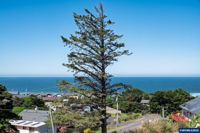 Experience the ultimate coastal lifestyle in the Roads End - photo 29