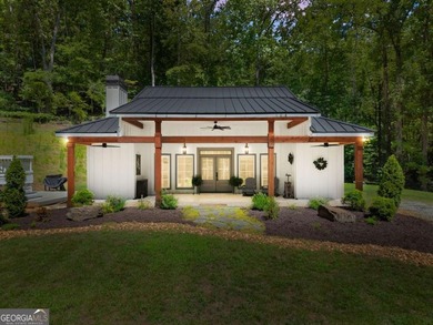 Peace abounds in the Valley at 189 Peace Valley Road! Leave your - photo 5