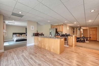Fabulous Mountain Country Estate | 5 BR | 4.5 BA | Nearly 10 - photo 40