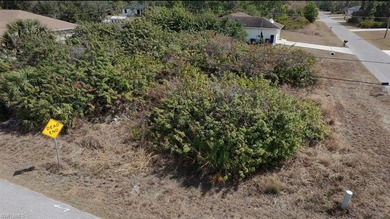 Are you ready to build your dream home? This lot has a lot to - photo 2