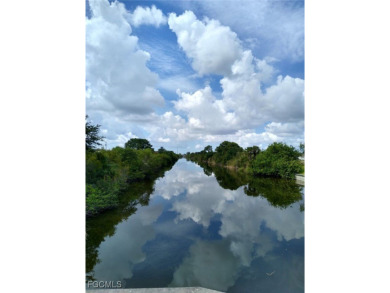 Cape Coral Lakes Area Lot For Sale in Cape Coral Florida