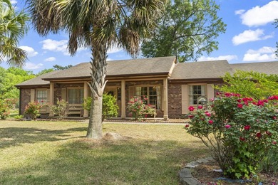 Opportunity awaits with this 3 bedroom 2 bathroom home located - photo 3