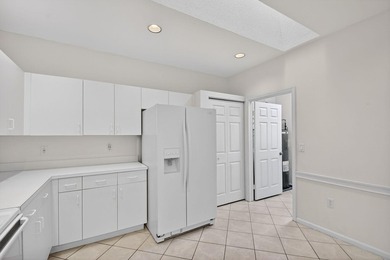 Crystal Pointe at Coral Lakes is one of the premier active adult - photo 12