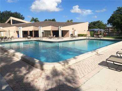 Handyman investment opportunity. New AC, New Roof 1 Bedroom - 1 - photo 14