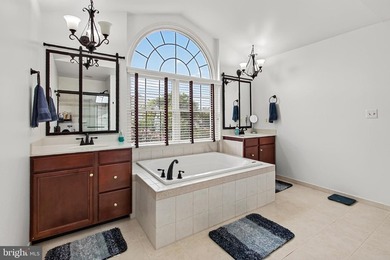 Beautiful Colonial located on a premium corner lot in the highly - photo 34