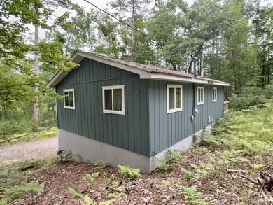 Escape to your own charming ''tree house'' retreat nestled on a - photo 37