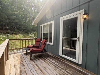 Escape to your own charming ''tree house'' retreat nestled on a - photo 41