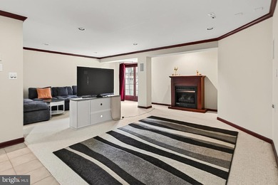 Beautiful Colonial located on a premium corner lot in the highly - photo 45