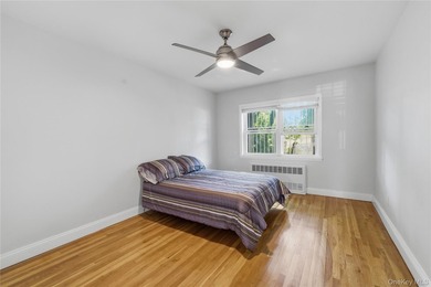 Spacious full-brick 3-family property in the heart of Flushing - photo 9