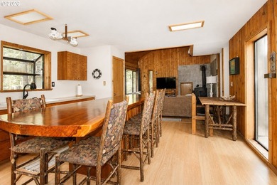 Tucked away on a quiet cul-de-sac in Northwoods, Cabin 196 - photo 10