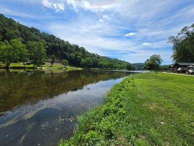 Enjoy river life in the Blue Ridge Mountains with this nice - photo 4
