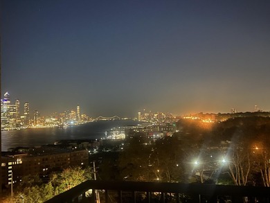 Prestigious Boulevard East top floor unit with breathtaking NYC - photo 1