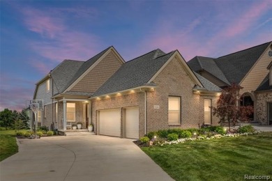 Lake Condo For Sale in South Lyon, Michigan