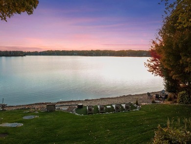 Experience the pinnacle of lakeside luxury with this - photo 3