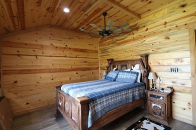 One of the most unique, beautiful properties around!! Private - photo 11