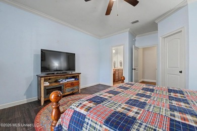 Welcome to your private retreat just off Highway 63! This - photo 25