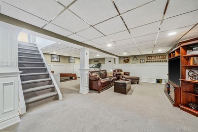 Located at the end of Manitton Court this impeccably maintained - photo 29