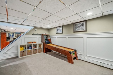 Located at the end of Manitton Court this impeccably maintained - photo 30
