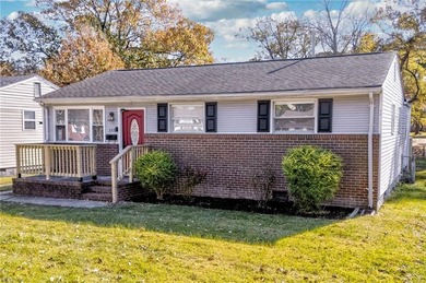 Lake Whitehurst Home For Sale in Norfolk Virginia