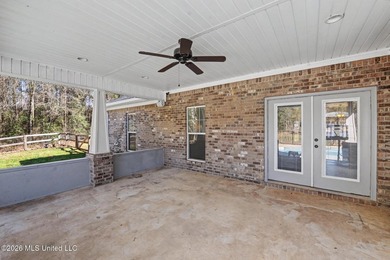 Welcome to your private retreat just off Highway 63! This - photo 32