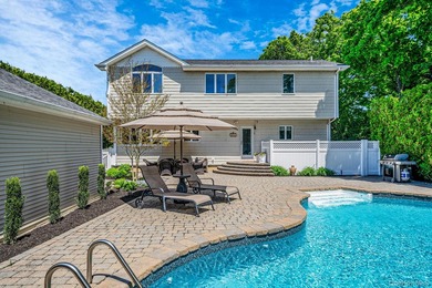Located at the end of Manitton Court this impeccably maintained - photo 38
