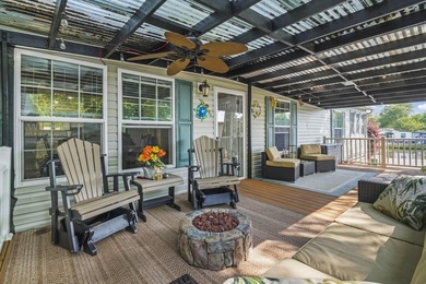 Coastal living within minutes to the beach! Built in 2012 this - photo 2