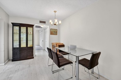 Cozy 1 bed 1.5 bath condo located in building Durham B. 4 th - photo 7