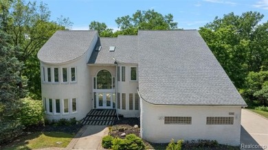 Lake Home For Sale in West Bloomfield, Michigan