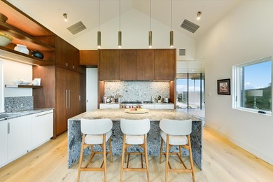 Crafted by award-winning Murray Legge Architecture, Lindsey - photo 8