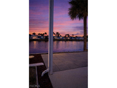 Welcome to resort-style living in Imperial Wilderness, a 55+ - photo 3