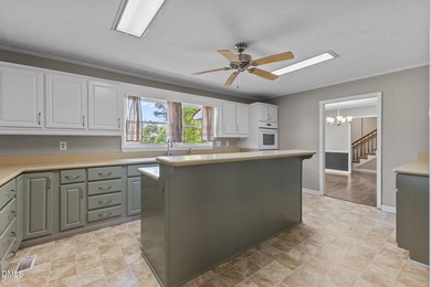 Back on the market at no fault to the sellers. Welcome home to - photo 16
