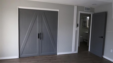 Rare in Brandy Chase-one of the most unique units in the entire - photo 25
