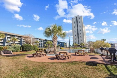 Enjoy stunning ocean views from this beautifully furnished 10th - photo 4