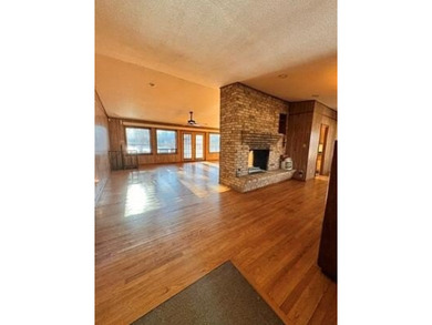 Lakefront Living, Just 3 Hours from Dallas-Fort Worth Welcome to