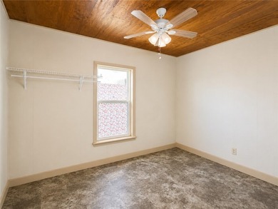 Welcome home to this solid brick 4-bedroom, 2-bathroom property - photo 12
