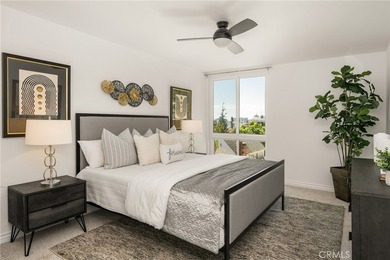 Welcome to Crescent Heights, where contemporary luxury and - photo 12