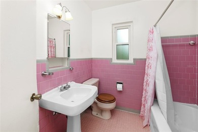 Under contract-accepting backup offers. Charming and move in - photo 15