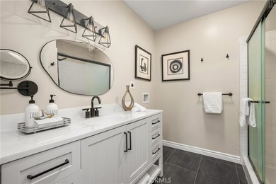 Welcome to Crescent Heights, where contemporary luxury and - photo 15