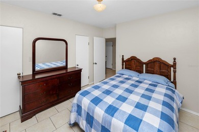 Under contract-accepting backup offers. Charming and move in - photo 17
